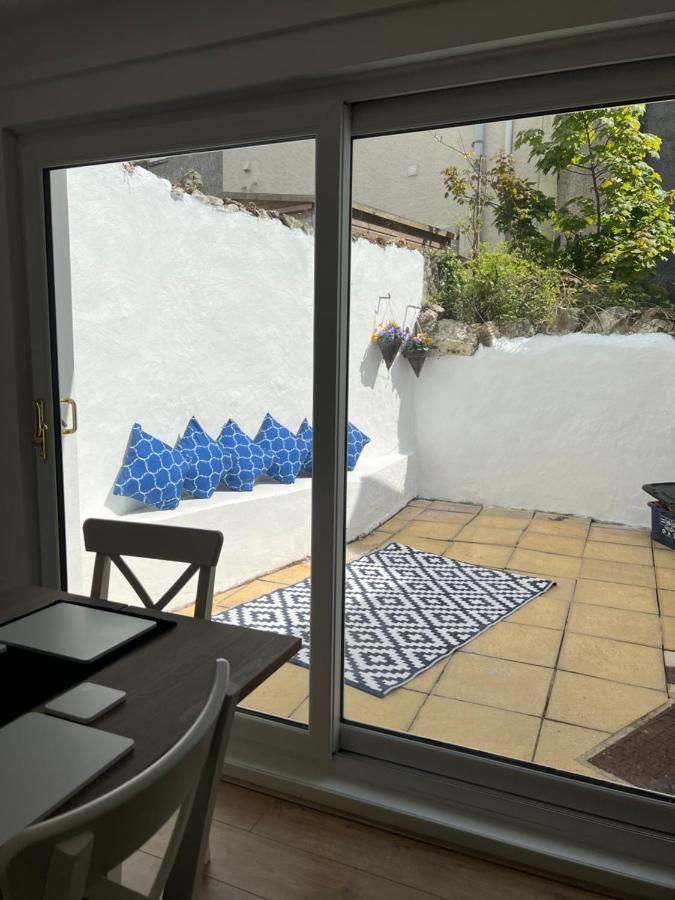 Heathcliff - 5 Bedroom House In Town Centre Tenby Eksteriør bilde
