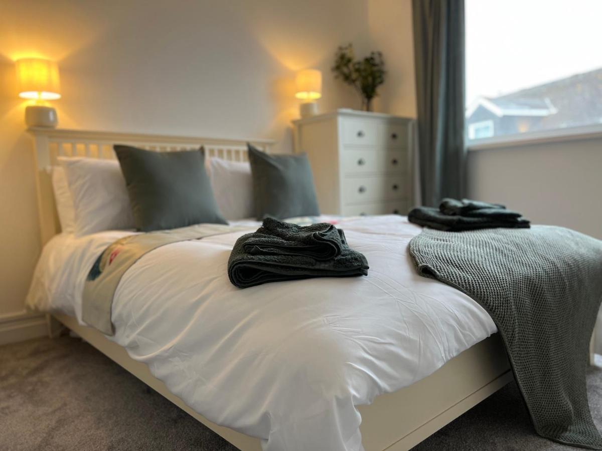Heathcliff - 5 Bedroom House In Town Centre Tenby Eksteriør bilde