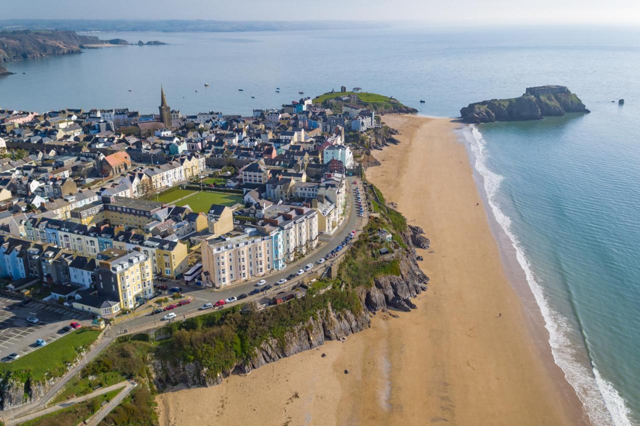Heathcliff - 5 Bedroom House In Town Centre Tenby Eksteriør bilde
